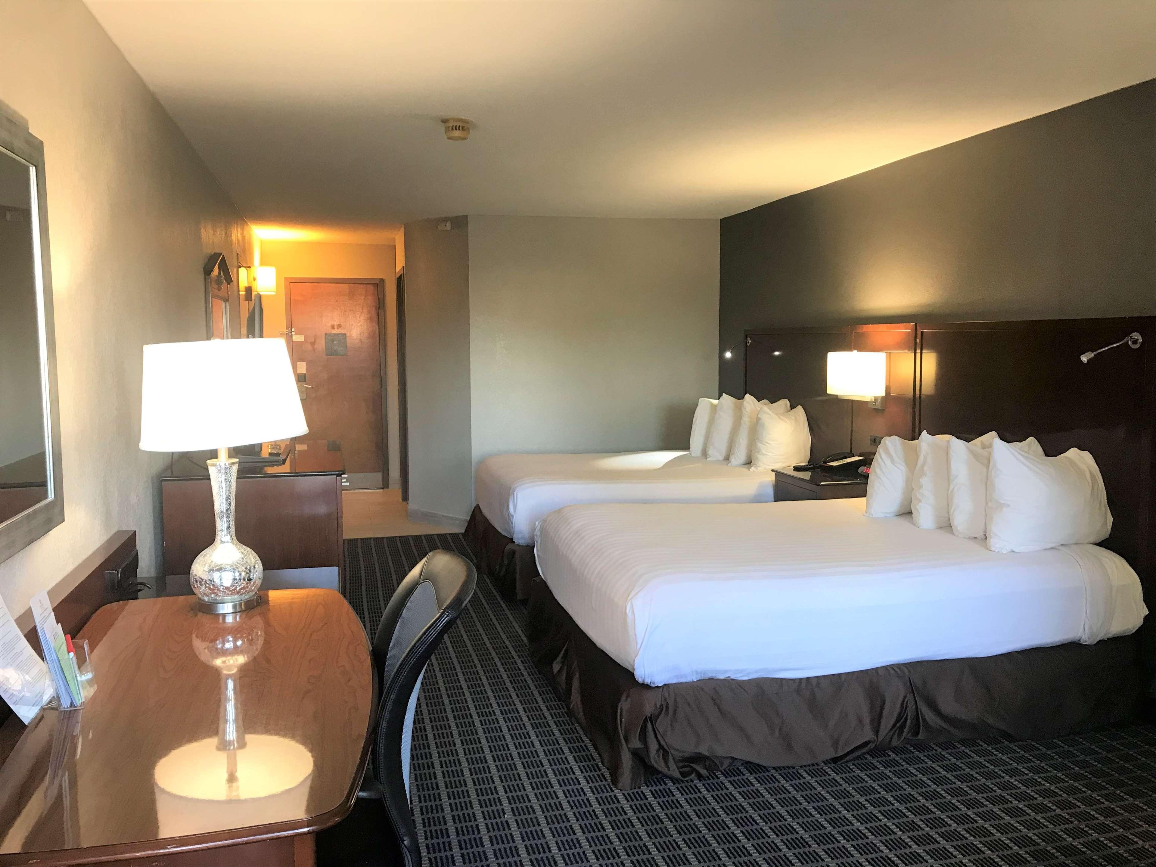 Surestay Plus Hotel By Best Western Greenwood Extérieur photo
