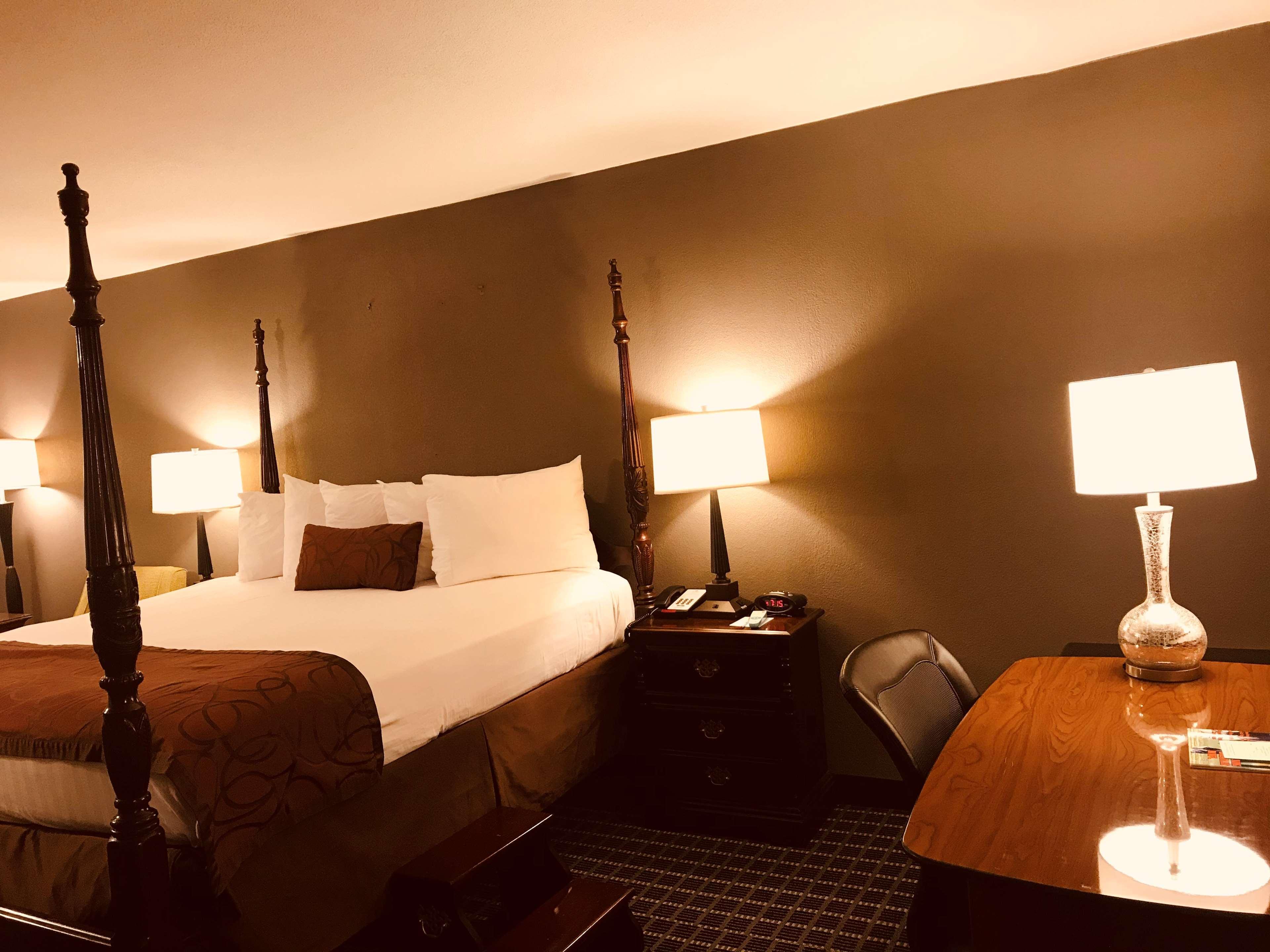 Surestay Plus Hotel By Best Western Greenwood Extérieur photo