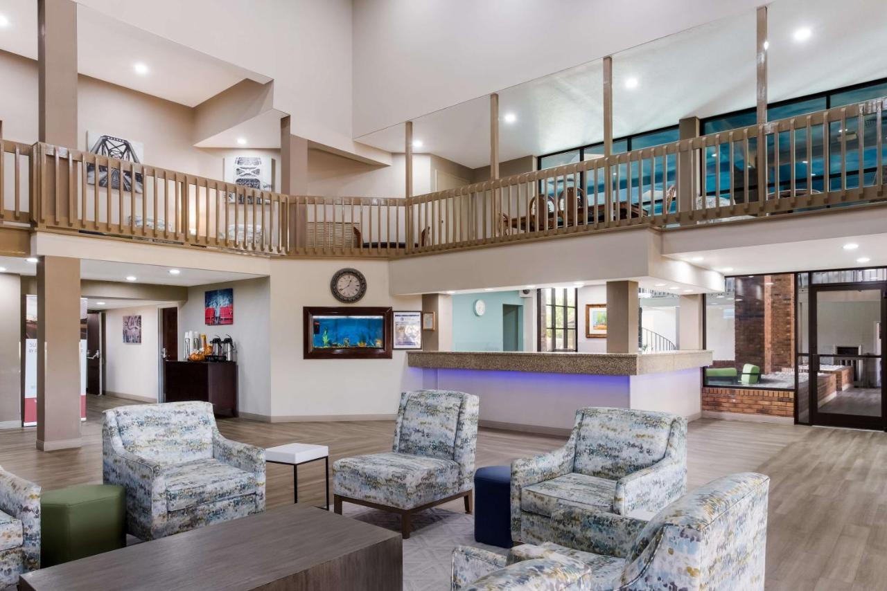 Surestay Plus Hotel By Best Western Greenwood Extérieur photo