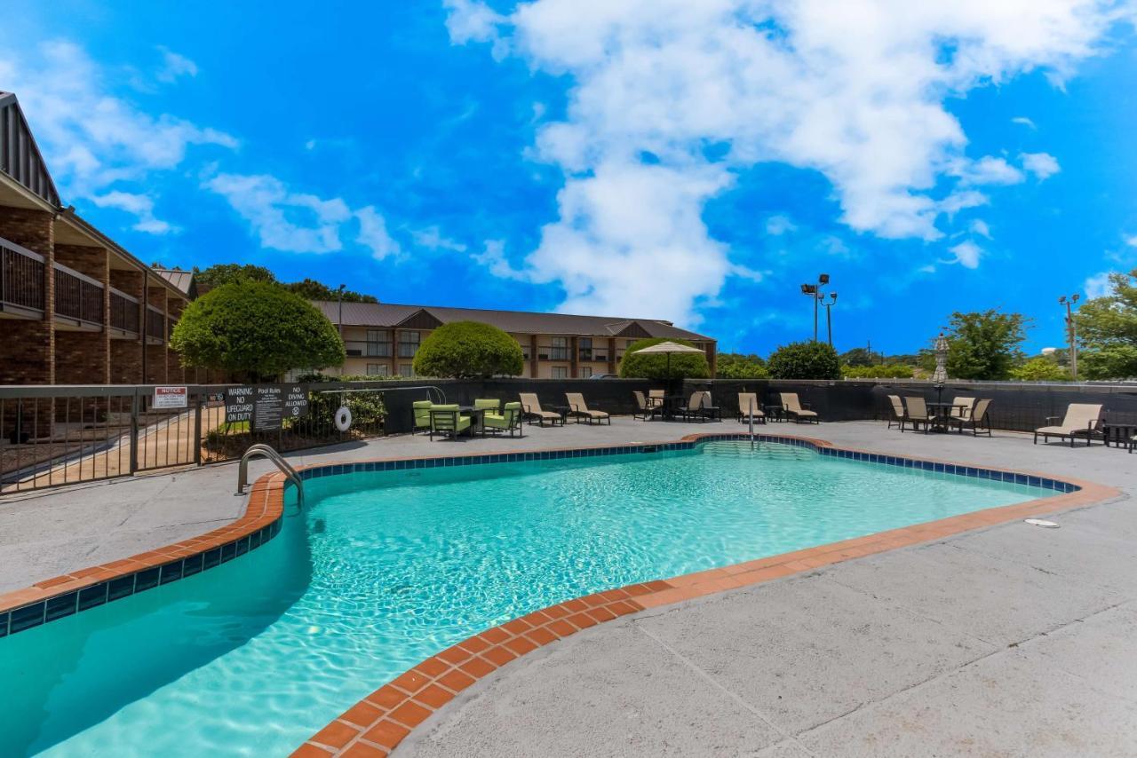 Surestay Plus Hotel By Best Western Greenwood Extérieur photo