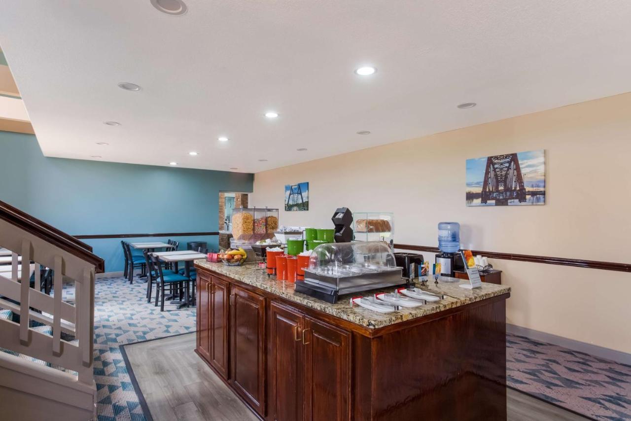 Surestay Plus Hotel By Best Western Greenwood Extérieur photo