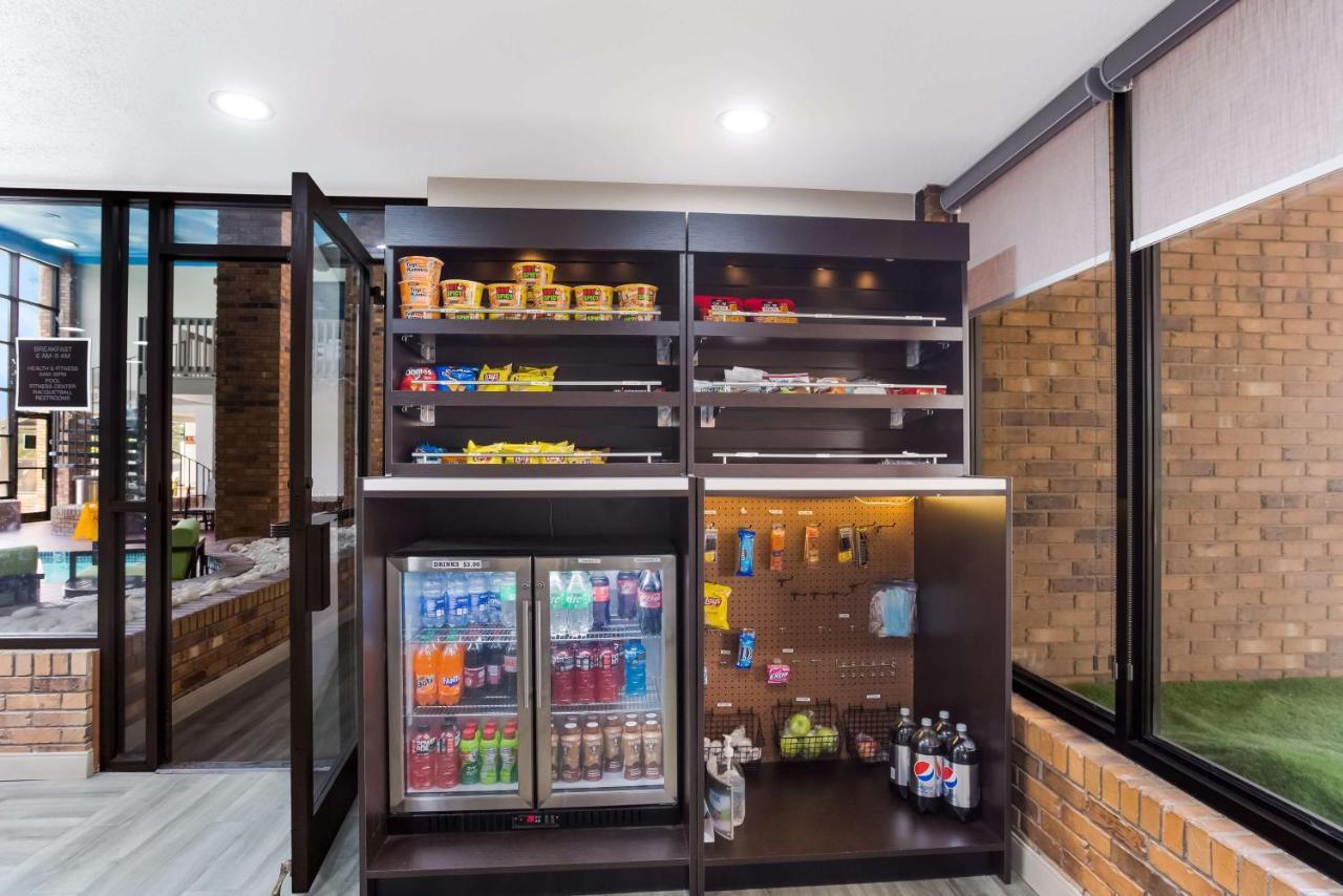 Surestay Plus Hotel By Best Western Greenwood Extérieur photo