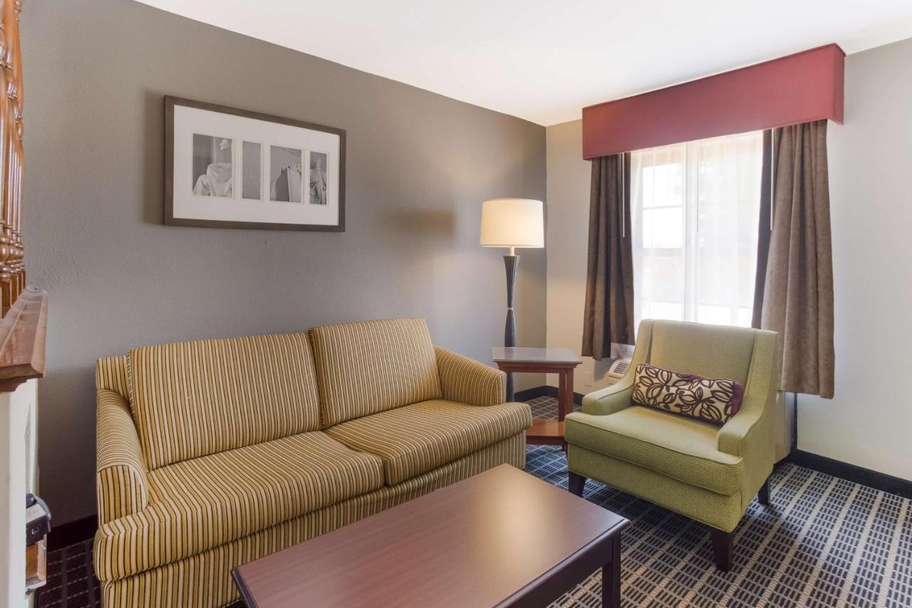 Surestay Plus Hotel By Best Western Greenwood Extérieur photo