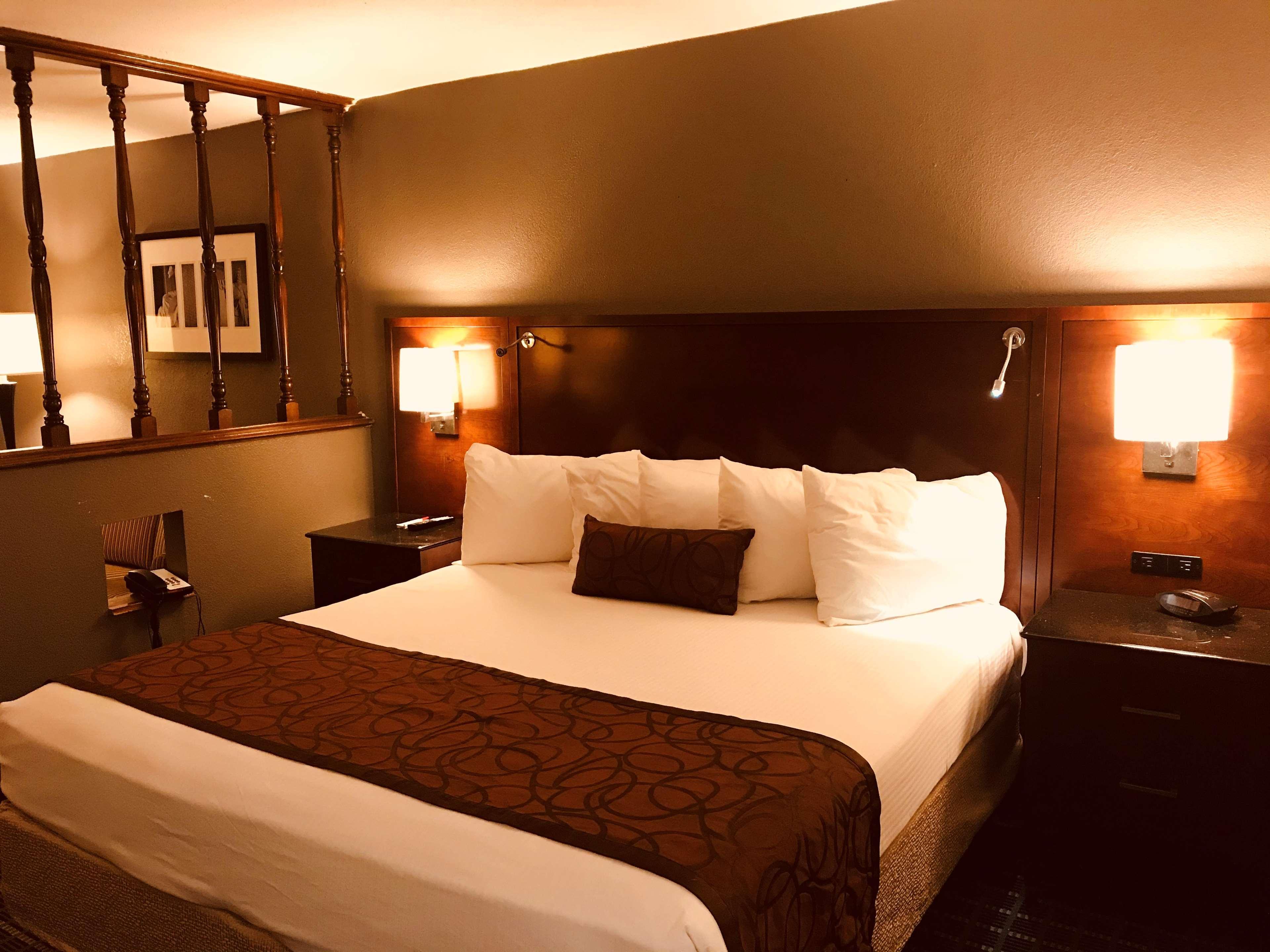 Surestay Plus Hotel By Best Western Greenwood Extérieur photo