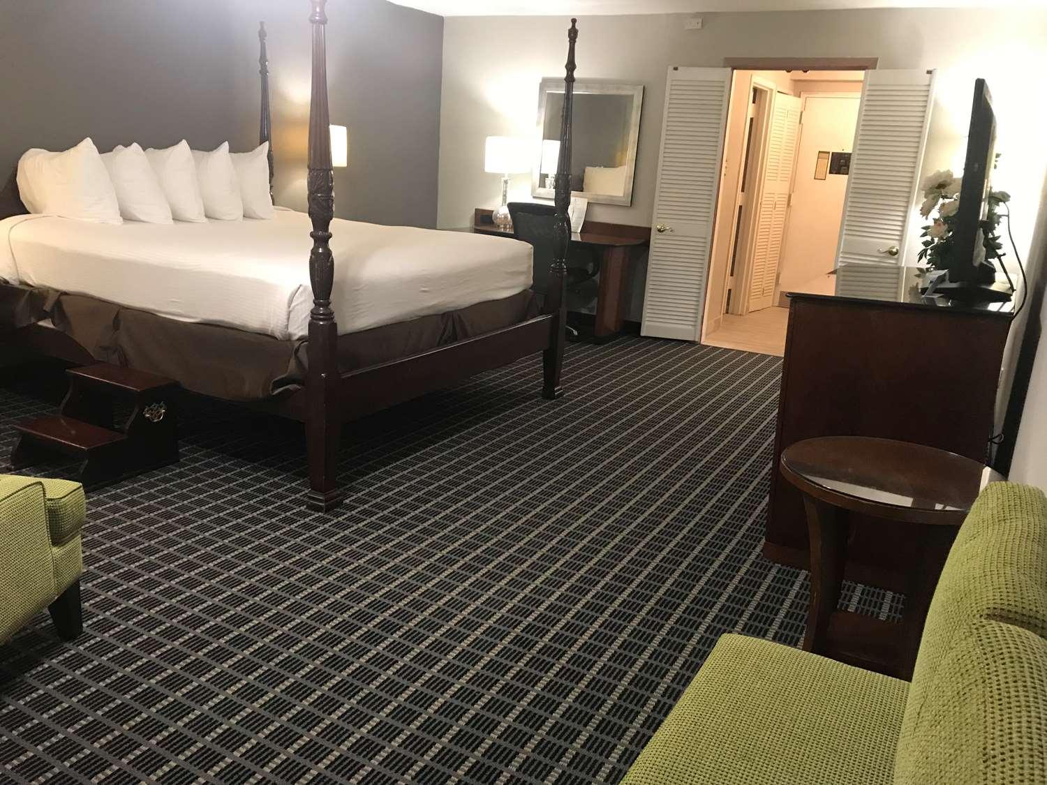 Surestay Plus Hotel By Best Western Greenwood Extérieur photo